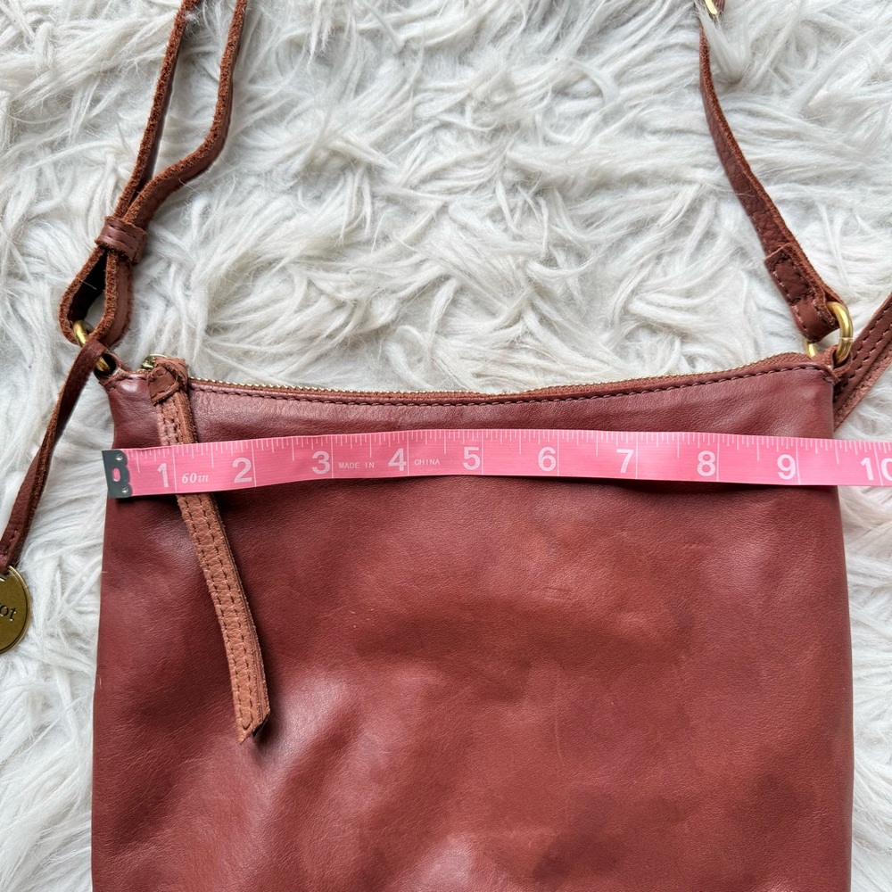 Margot New York Hobo Rich Brown Leather Lightweight Crossbody Bag Purse - Picture 15 of 15